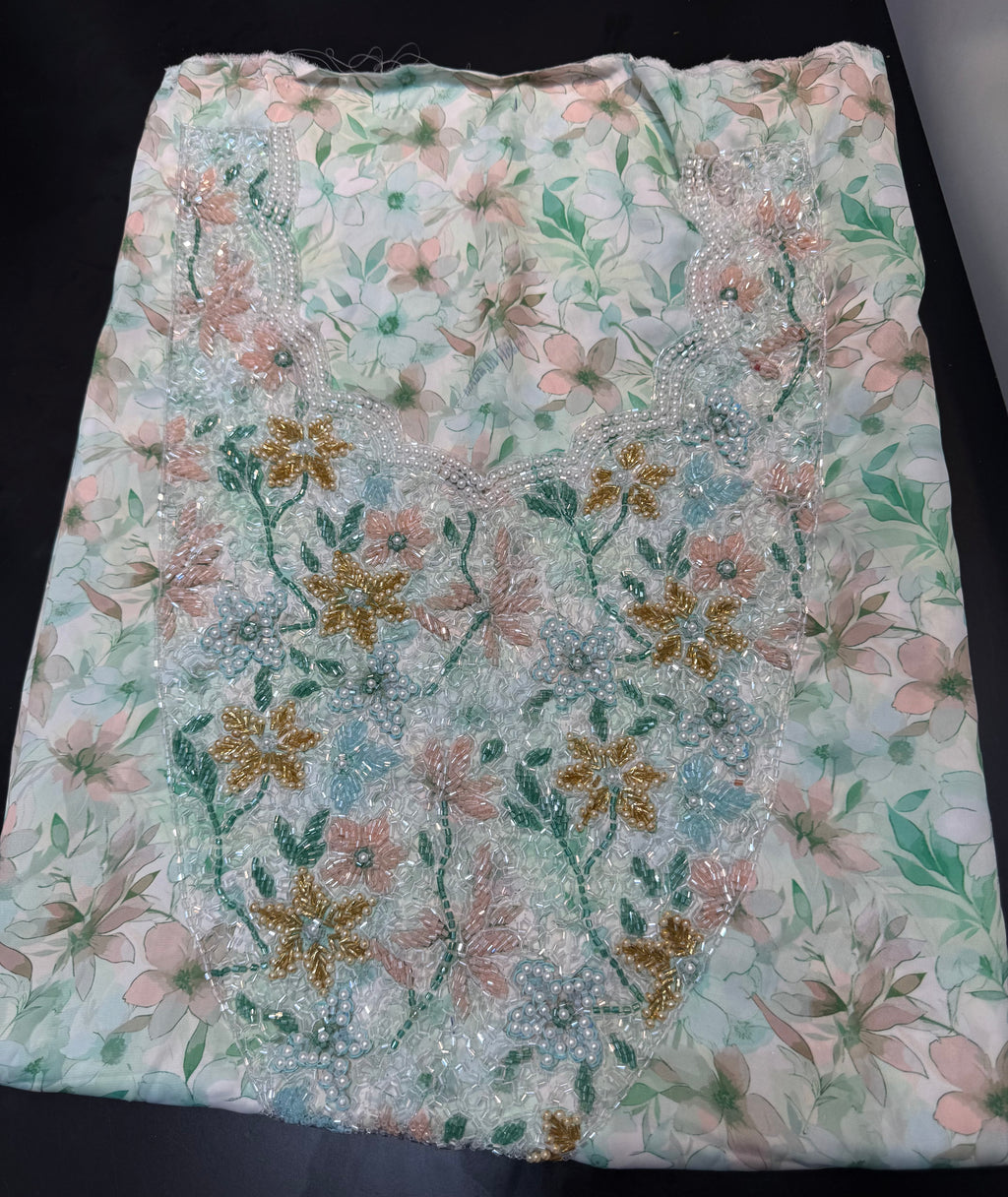 Mukhawar Fabric