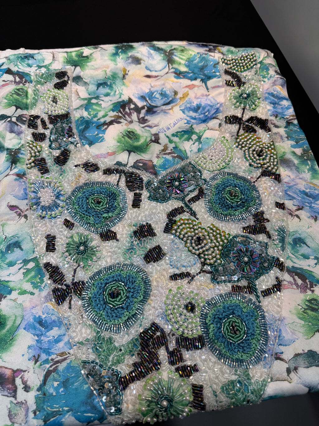 Mukhawar Fabric