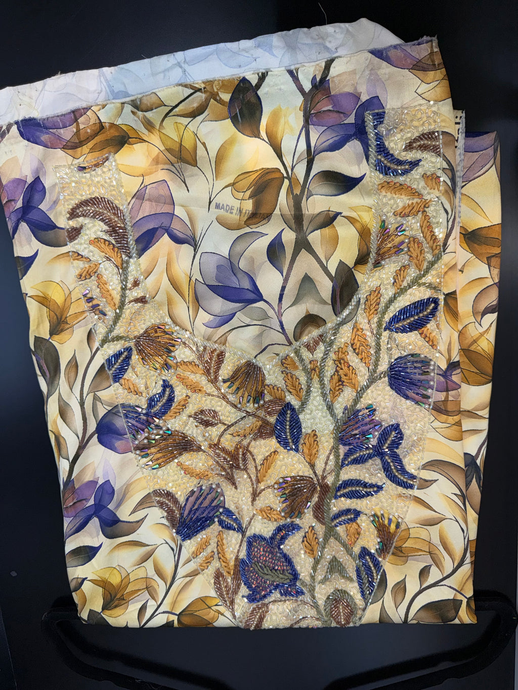 Mukhawar Fabric