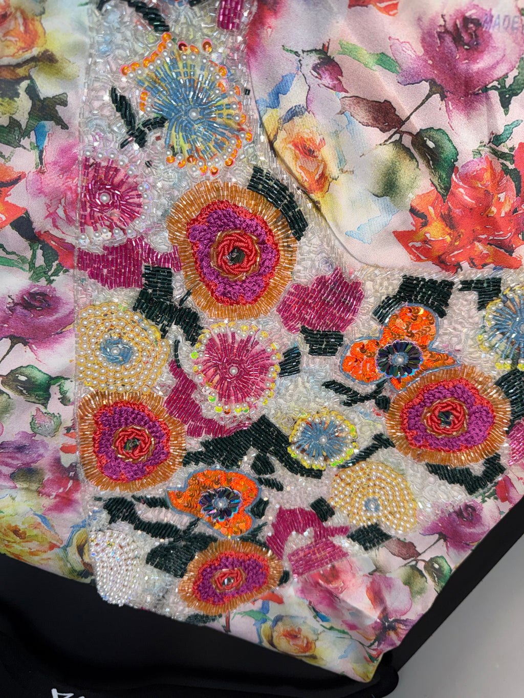 Mukhawar Fabric