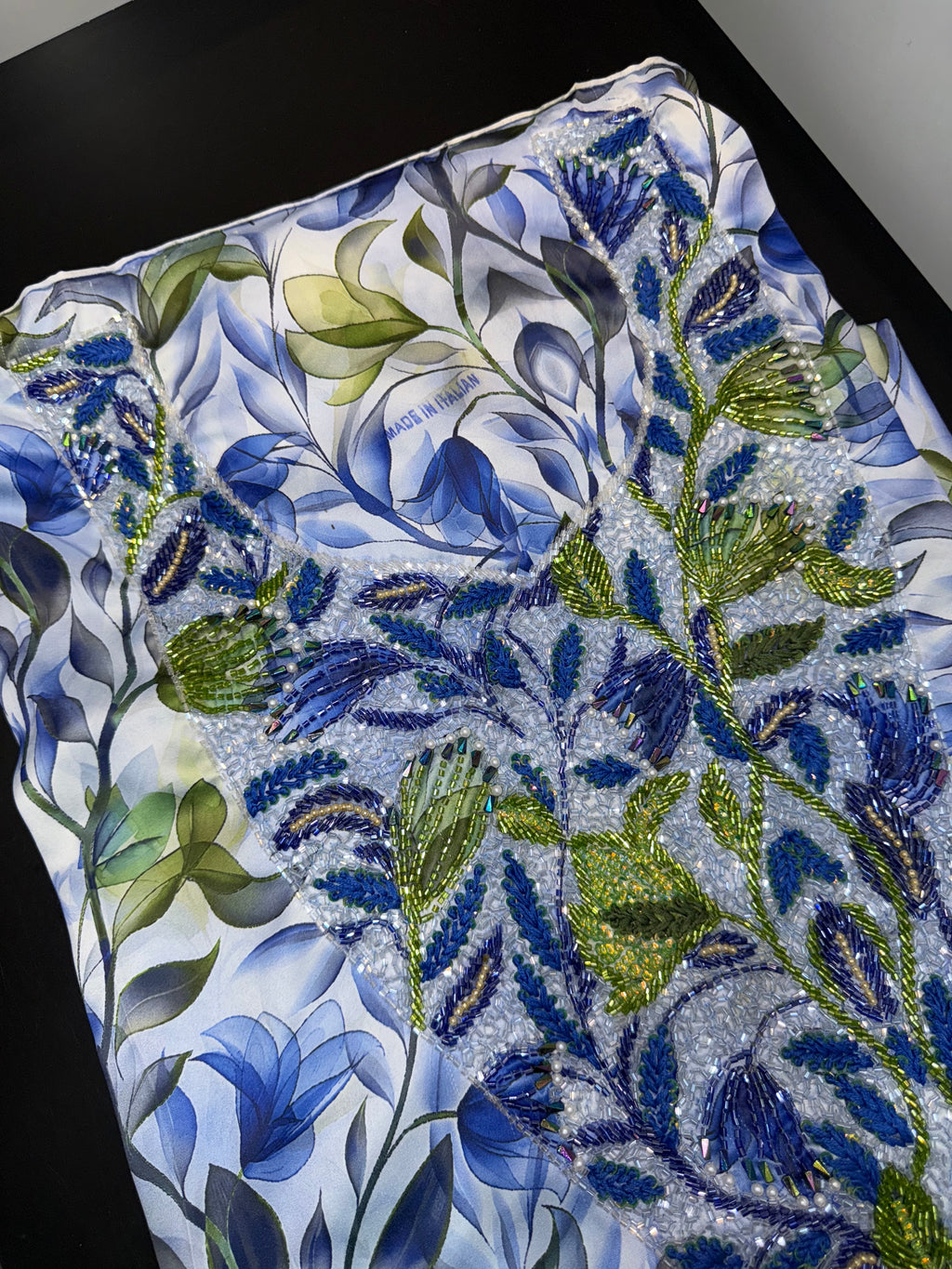 Mukhawar Fabric