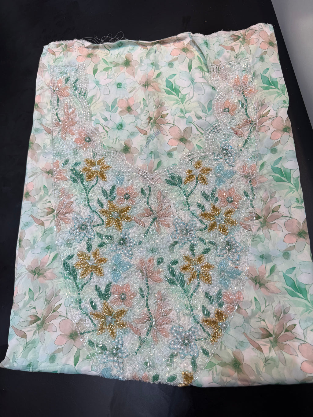 Mukhawar Fabric