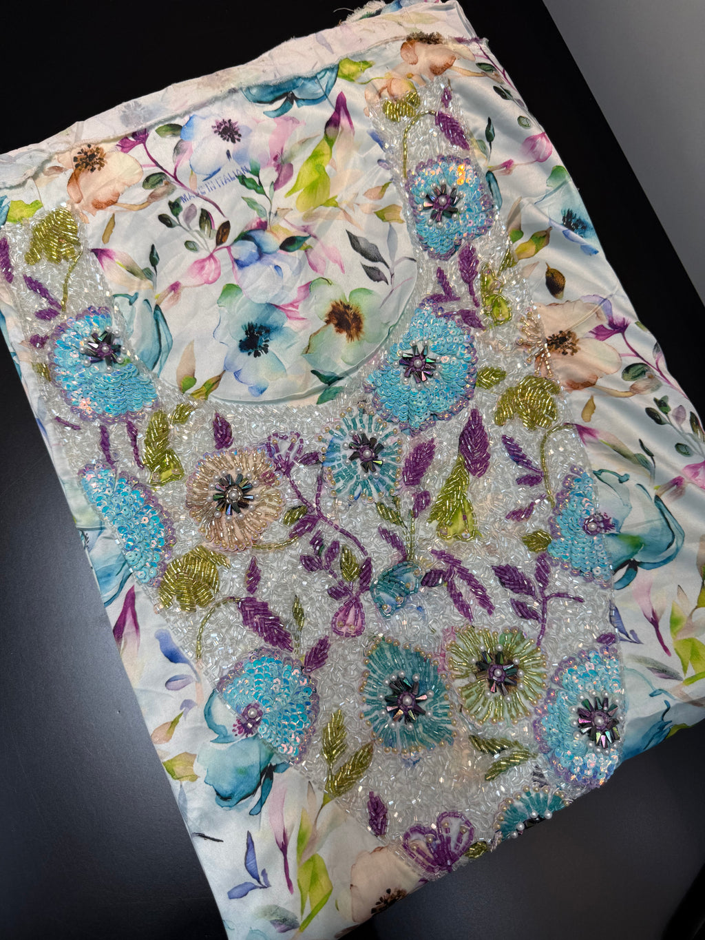 Mukhawar Fabric