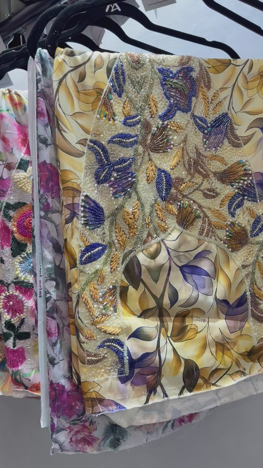 Mukhawar Fabric