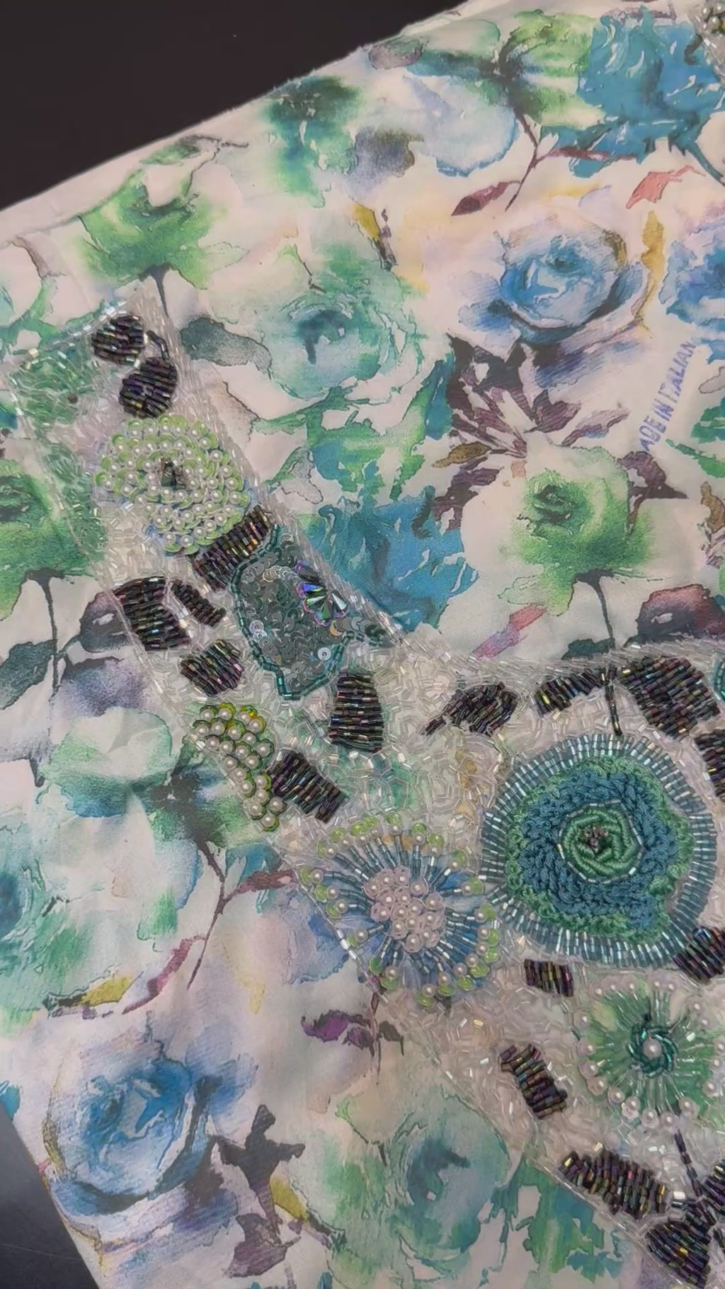 Mukhawar Fabric